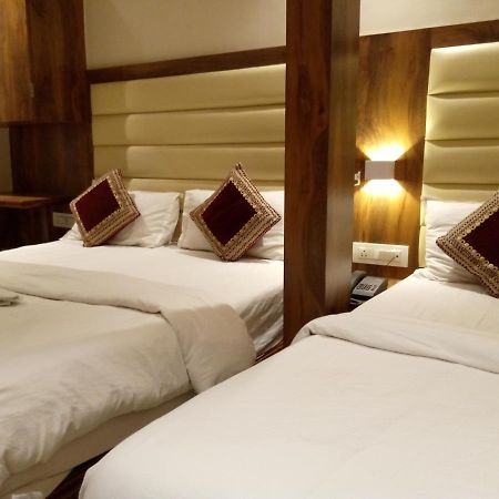 Hotel Adams Inn Near Mumbai Airport Dış mekan fotoğraf