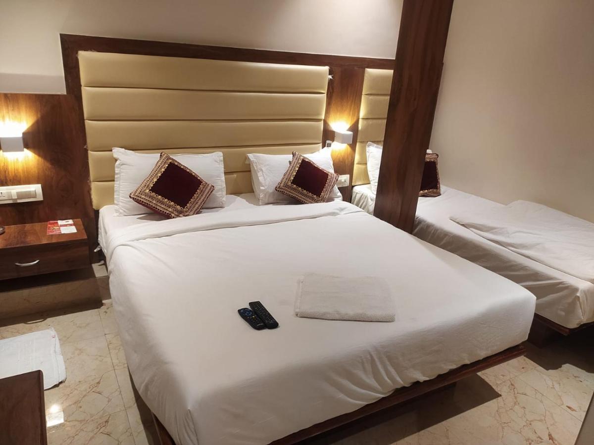 Hotel Adams Inn Near Mumbai Airport Dış mekan fotoğraf