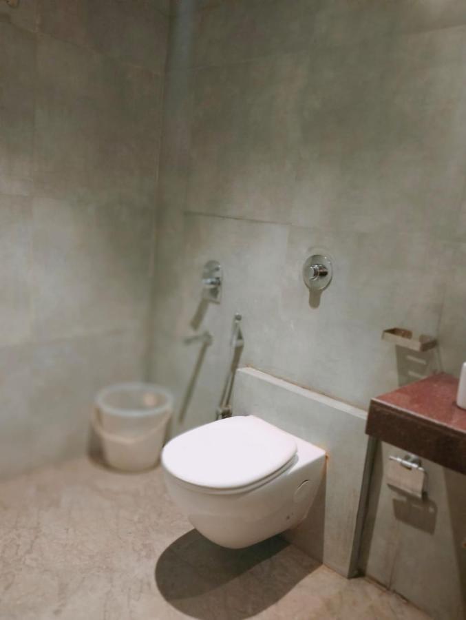 Hotel Adams Inn Near Mumbai Airport Dış mekan fotoğraf