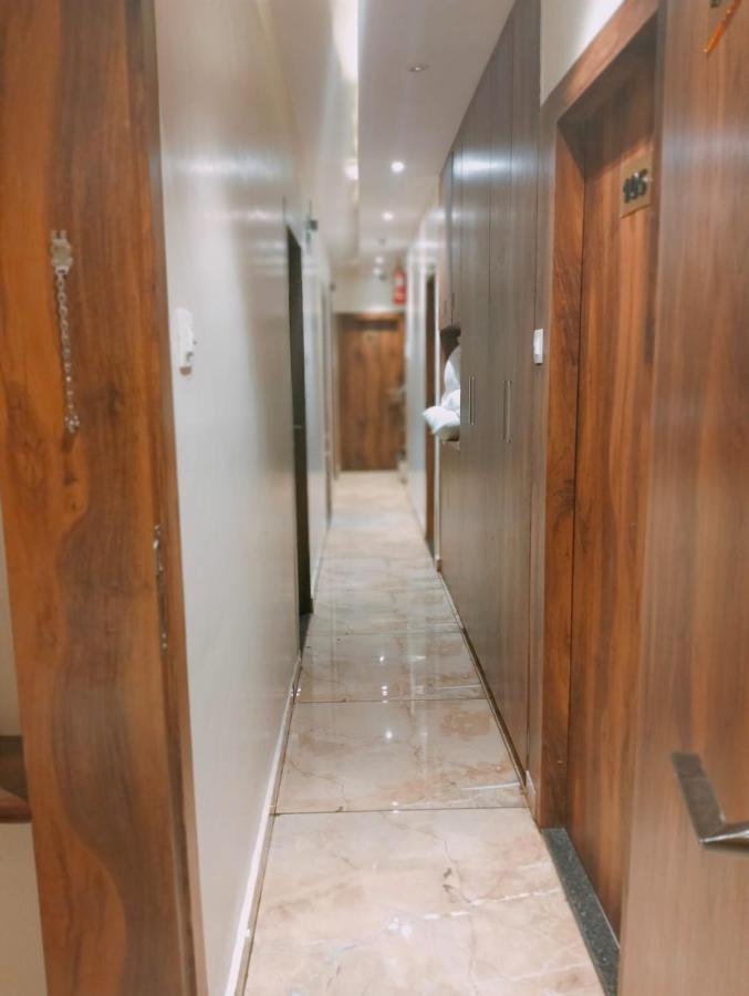 Hotel Adams Inn Near Mumbai Airport Dış mekan fotoğraf